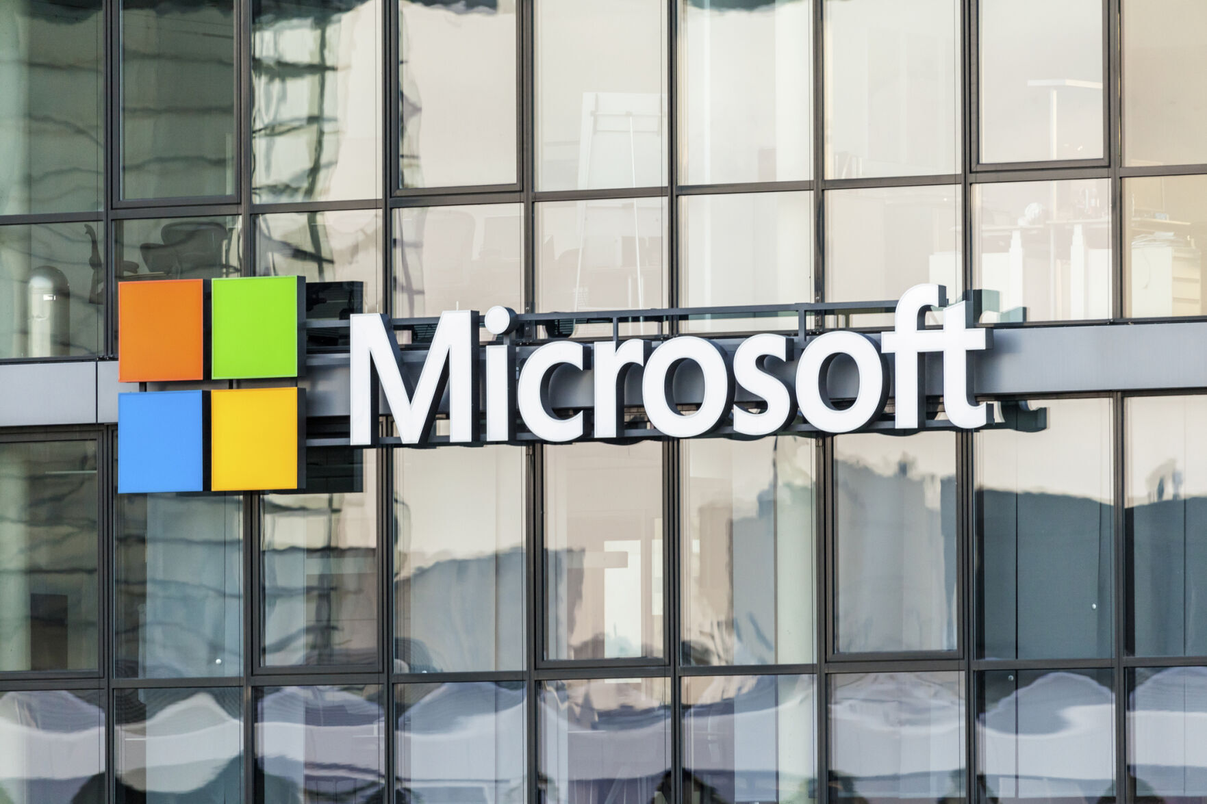 1975: Microsoft